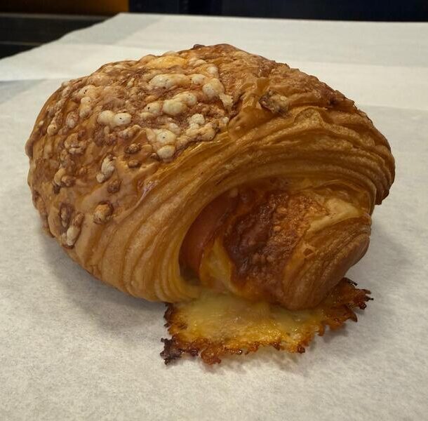 Ham-kaas croissant